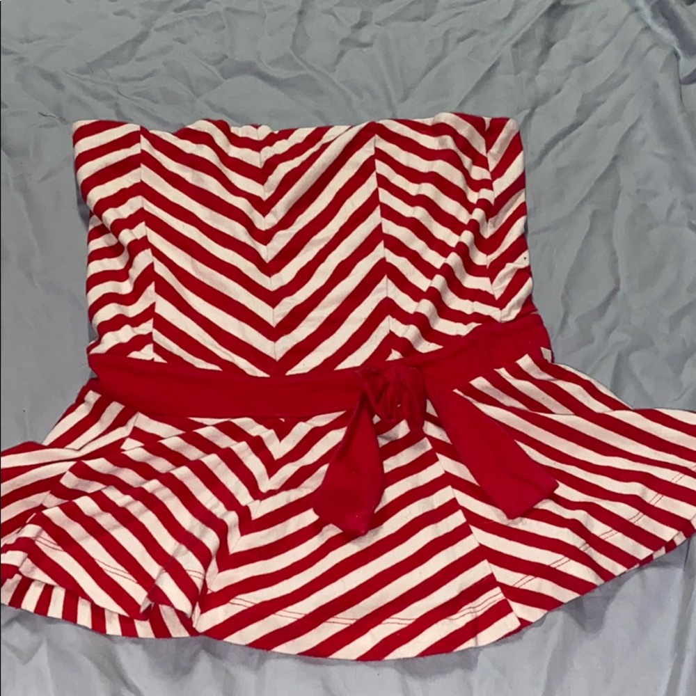 cute sprawled shirt!! MOVING SALE!!!